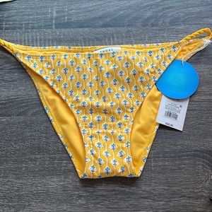 Dainty Lotus Print Triangle Bikini Bottom